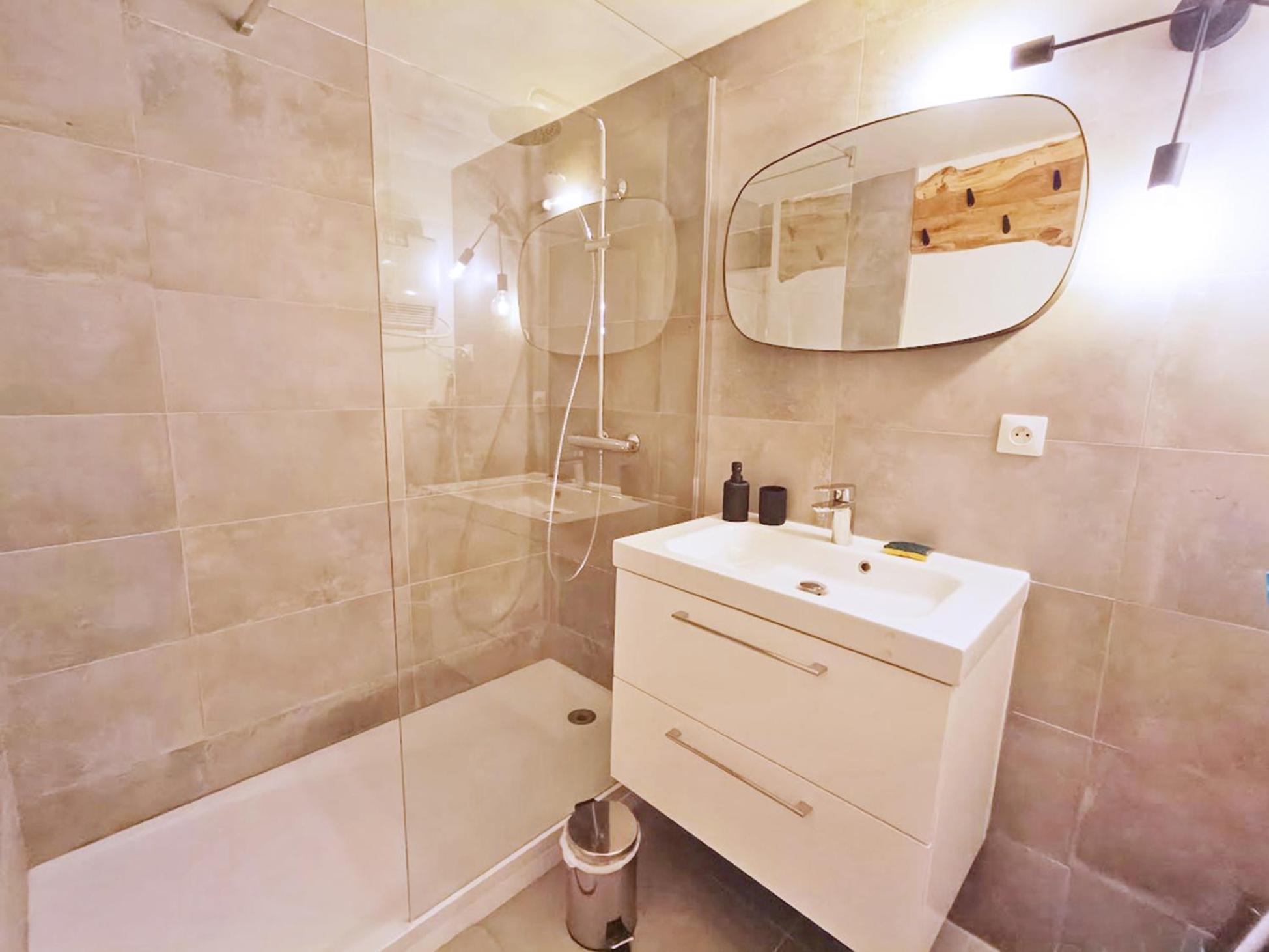 Le Nid De Juliette, T3 Duplex, Parking, Cave Apartment Bagneres-de-Luchon Ngoại thất bức ảnh