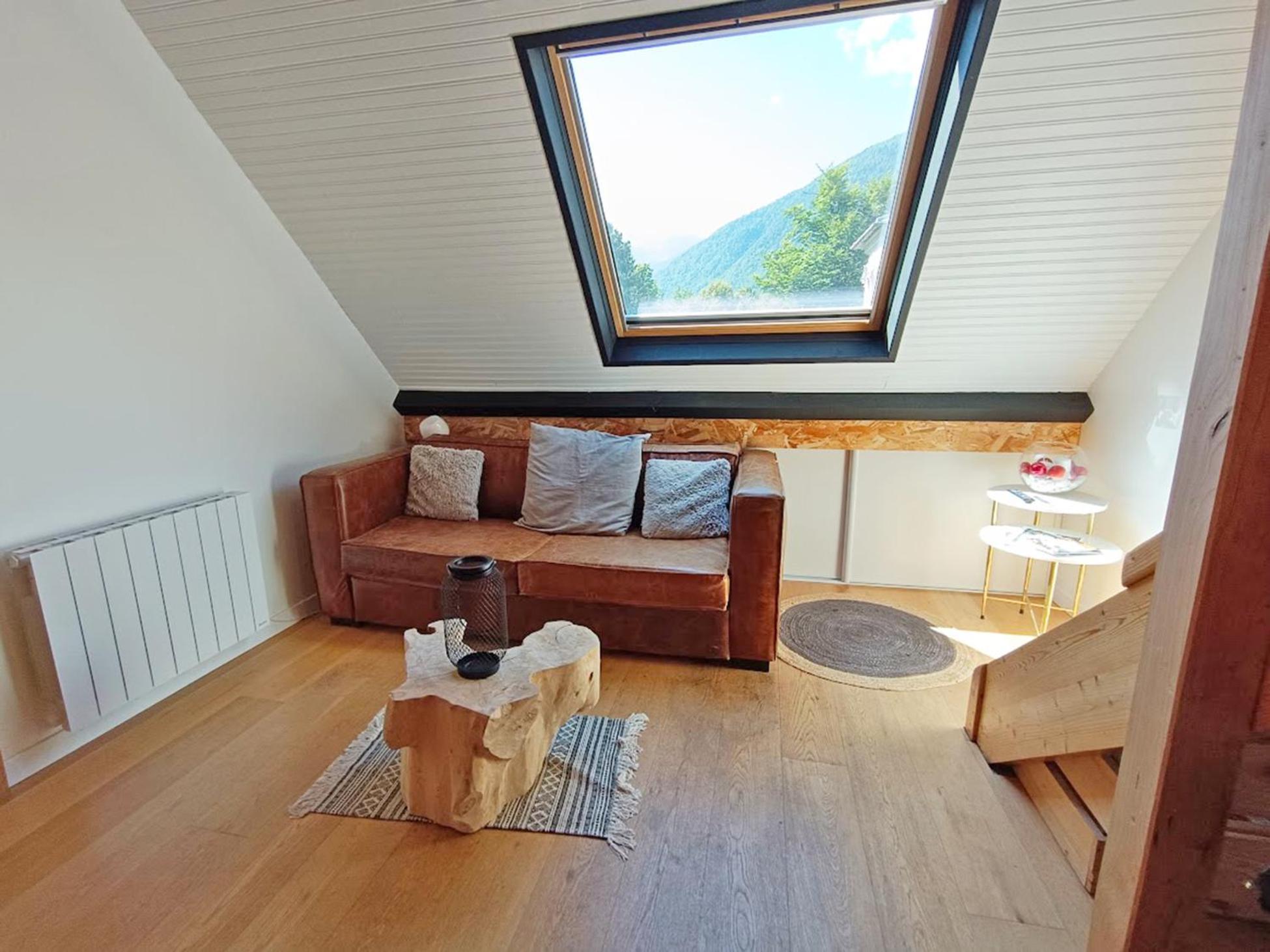Le Nid De Juliette, T3 Duplex, Parking, Cave Apartment Bagneres-de-Luchon Ngoại thất bức ảnh